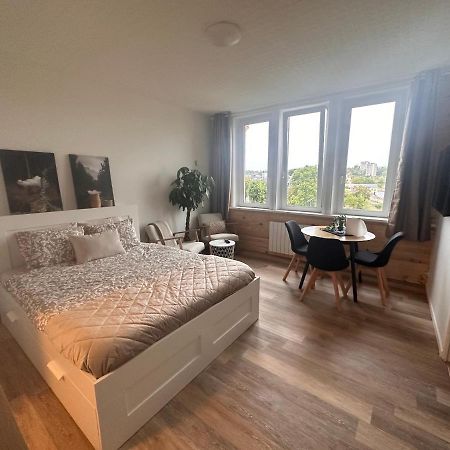 Le Petit Port - La Belle Etoile Apartment Sedan Bagian luar foto