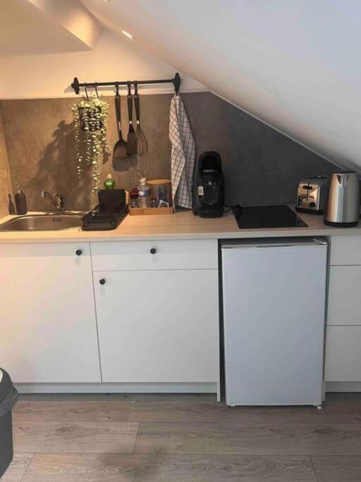 Le Petit Port - La Belle Etoile Apartment Sedan Bagian luar foto